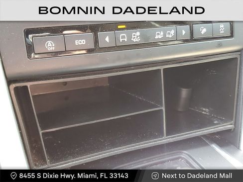 Used 2019 Land Rover Discovery Sport HSE image 25