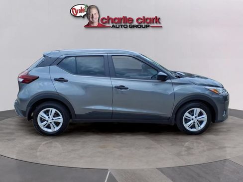 Used 2025 Nissan Kicks Play S FWD image 6