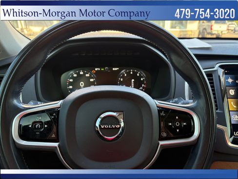 Used 2021 Volvo XC90 T6 Momentum AWD/4WD image 16