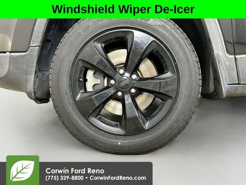 Used 2016 Jeep Cherokee Latitude w/ Comfort/Convenience Group image 29