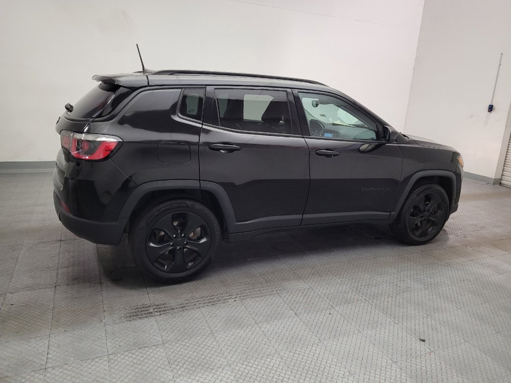 Used 2018 Jeep Compass Latitude w/ Popular Equipment Group FWD image 10
