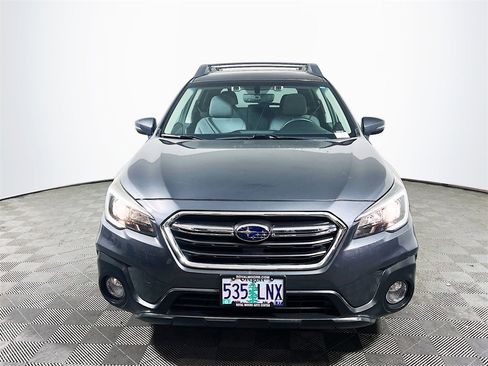 Used 2019 Subaru Outback 2.5i Premium image 3