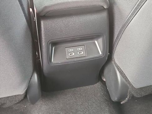 Used 2023 Toyota Corolla LE FWD image 23