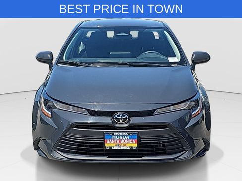 Used 2023 Toyota Corolla LE w/ Carpet Mat Package (TMS) FWD image 2