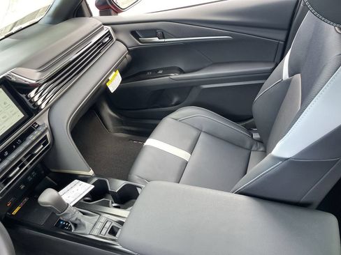 New 2026 Toyota Camry SE FWD image 21