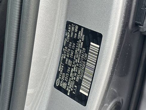 Used 2026 Hyundai Elantra Hybrid FWD image 35