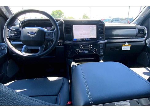 New 2026 Ford F350 Lariat w/ FX4 Off-Road Package AWD/4WD image 7