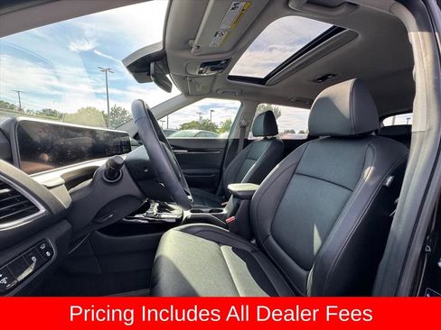 Used 2025 Kia Seltos EX w/ EX Sunroof Package AWD/4WD image 16