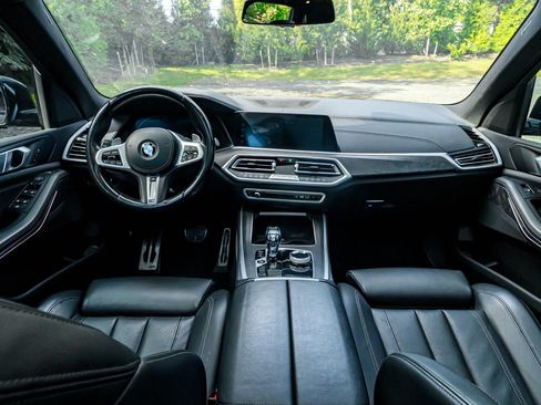 Used 2022 BMW X5 sDrive40i w/ M Sport Package image 17