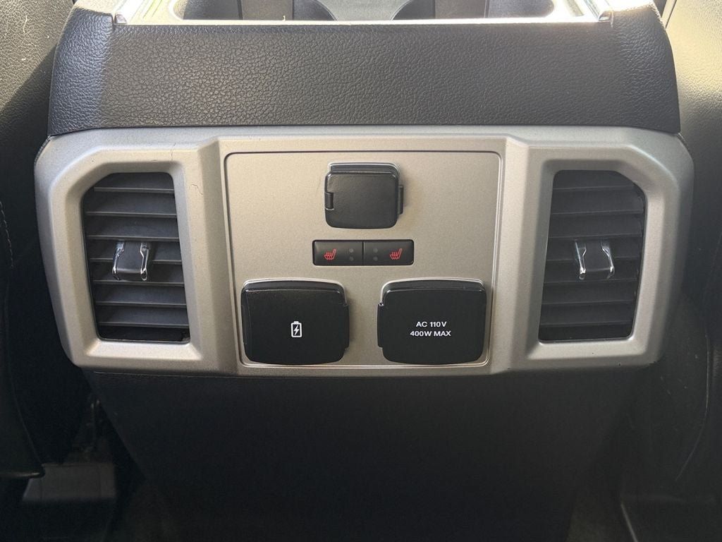Used 2019 Ford F150 Lariat w/ Equipment Group 502A Luxury AWD/4WD image 33