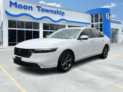 Used 2023 Honda Accord EX image 3