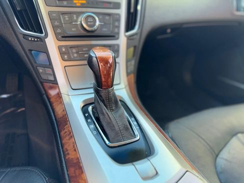 Used 2011 Cadillac CTS Luxury image 24