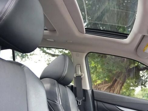 Used 2018 Nissan Maxima 3.5 SL FWD image 14
