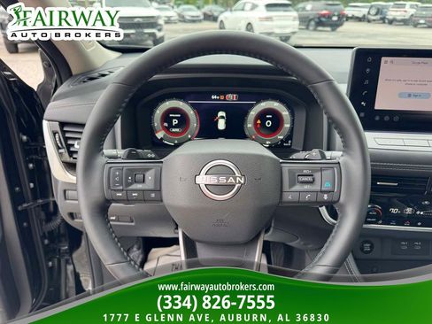 Used 2026 Nissan Rogue Platinum w/ Platinum Premium Package AWD/4WD image 18