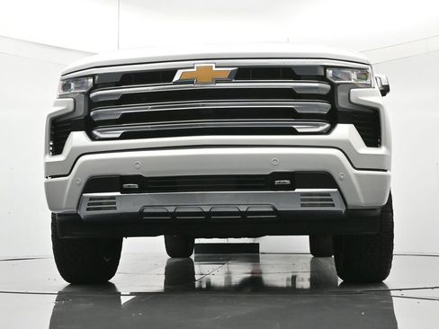 Certified 2024 Chevrolet Silverado 1500 High Country w/ High Country Premium Package image 38