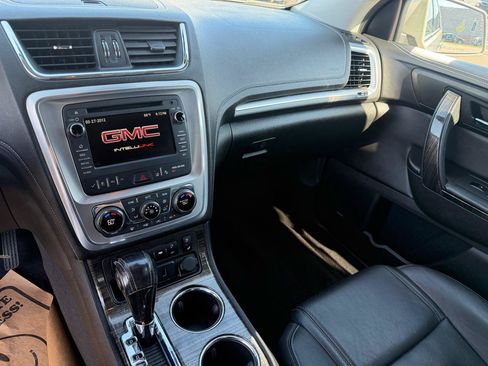 Used 2017 GMC Acadia Limited SLT AWD/4WD image 12