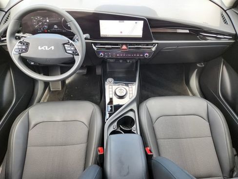 Certified 2023 Kia Niro Wind FWD image 26