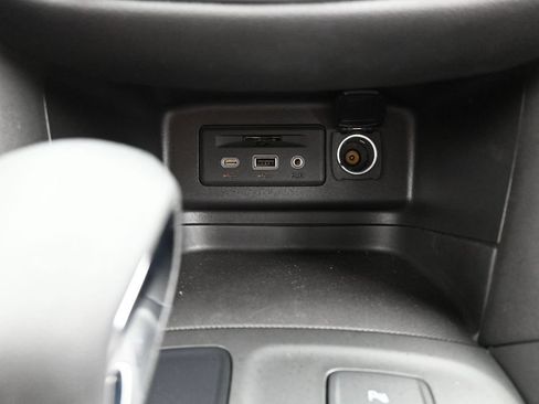 Used 2024 Chevrolet Equinox RS w/ RS Leather Package FWD image 33