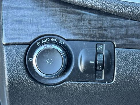 Used 2016 Buick Encore Sport Touring image 28