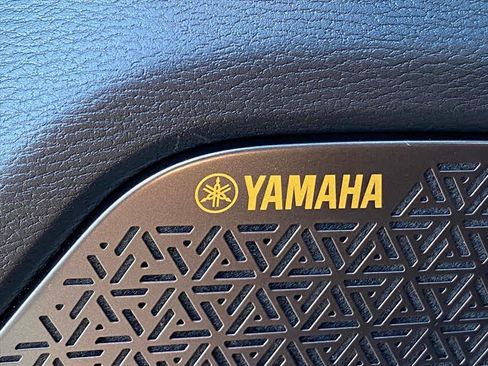 New 2025 Mitsubishi Outlander SEL image 12