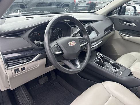Certified 2023 Cadillac XT4 Premium Luxury w/ Cold Weather Package image 10