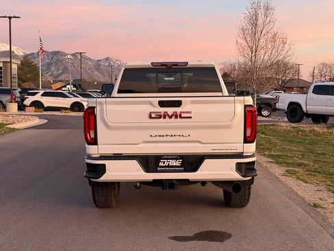 Used 2020 GMC Sierra 2500 Denali w/ Denali Ultimate Package AWD/4WD image 10
