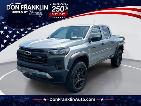Used 2024 Chevrolet Colorado Trail Boss w/ Advanced Trailering Package AWD/4WD image 1