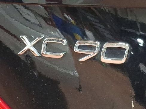Used 2024 Volvo XC90 B6 Plus w/ Protection Package Premier AWD/4WD image 29