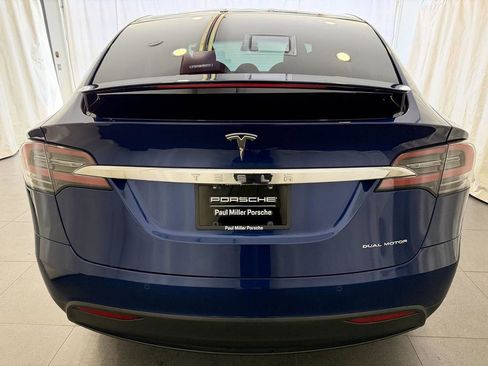 Used 2020 Tesla Model X Long Range image 8