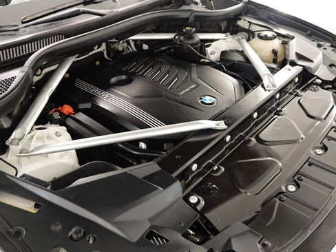 Used 2019 BMW X5 xDrive40i w/ M Sport Package image 81