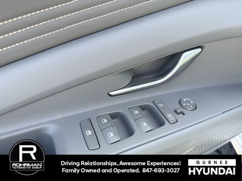 New 2026 Hyundai Elantra SEL Sport image 11