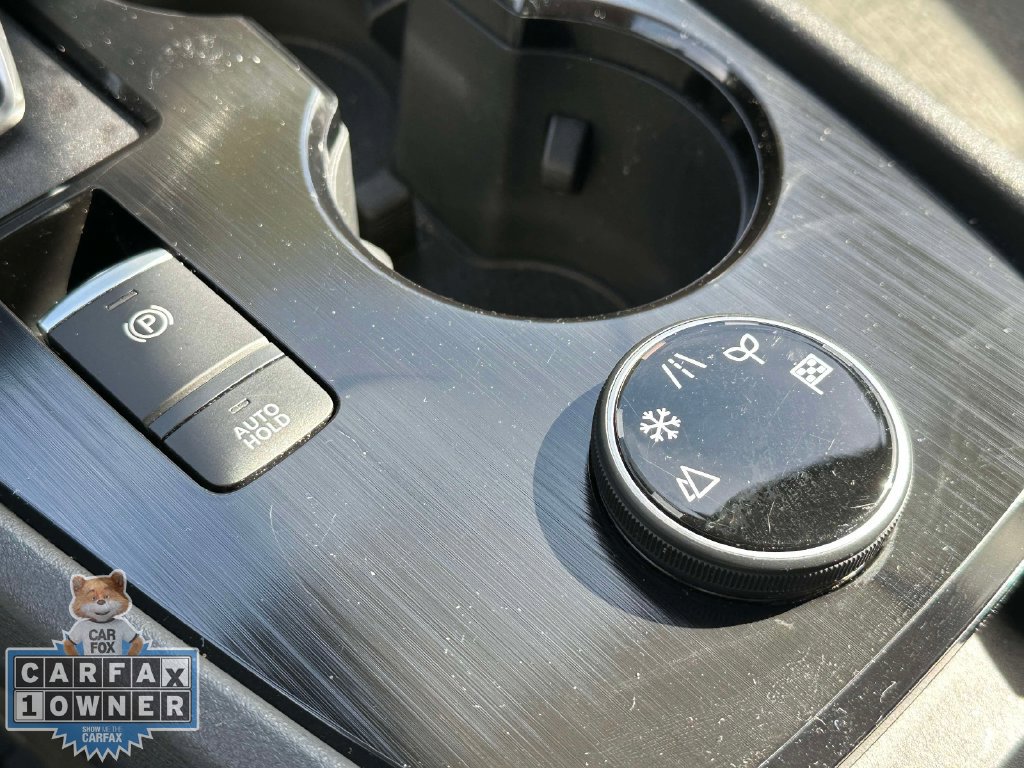 Used 2026 Nissan Rogue SV AWD/4WD image 31