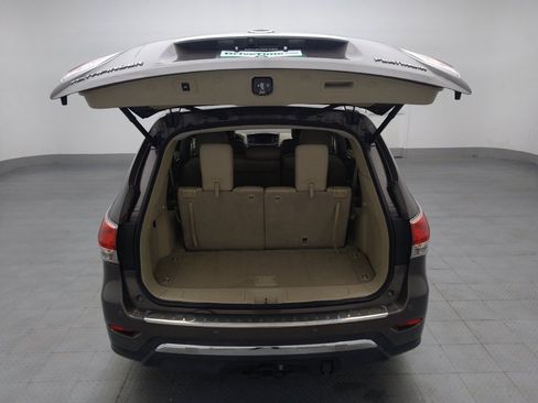 Used 2015 Nissan Pathfinder Platinum w/ Family Entertainment Package FWD image 29