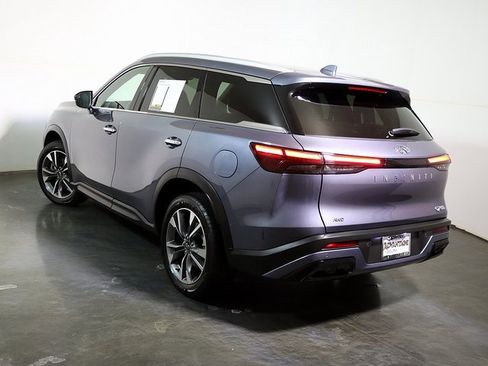 Used 2023 INFINITI QX60 Luxe image 2