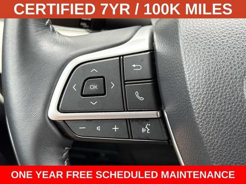 Used 2023 Toyota Highlander XLE FWD image 25