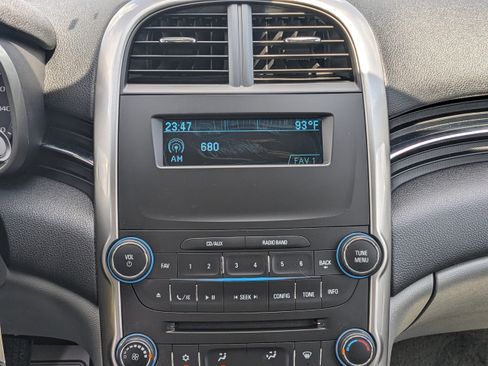 Used 2015 Chevrolet Malibu LS w/ Protection Package image 16