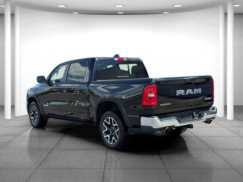 Used 2025 RAM 1500 Laramie AWD/4WD image 5