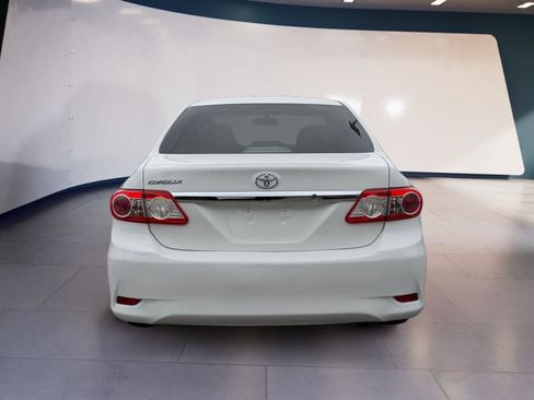 Used 2012 Toyota Corolla S image 4