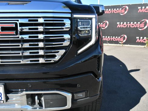 Used 2023 GMC Sierra 1500 Denali w/ Denali Reserve Package image 11