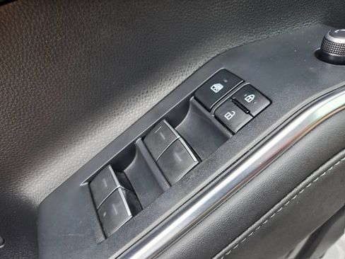 Used 2022 Toyota Highlander Platinum FWD image 41