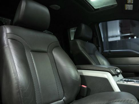 Used 2010 Ford F150 Raptor image 34