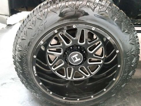 Used 2013 Chevrolet Silverado 2500 LT w/ Z71 Appearance Package image 36