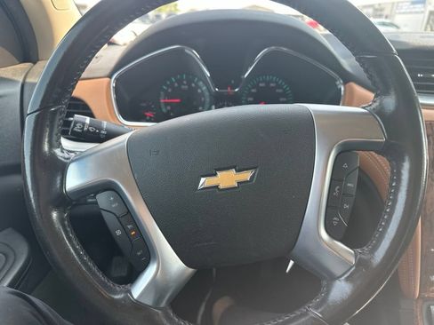Used 2014 Chevrolet Traverse LT AWD/4WD image 11