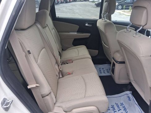 Used 2012 Dodge Journey SXT w/ Popular Equipment Group FWD image 10