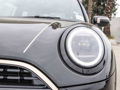 New 2026 MINI Cooper 2-Door Hardtop FWD image 9