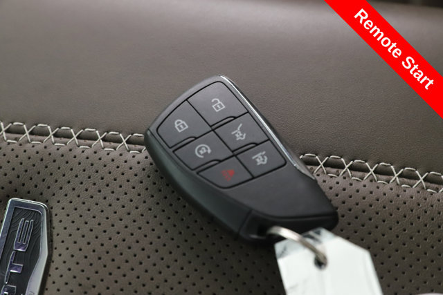 Used 2025 GMC Yukon Denali Ultimate w/ LPO, Floor Liner Package AWD/4WD image 3