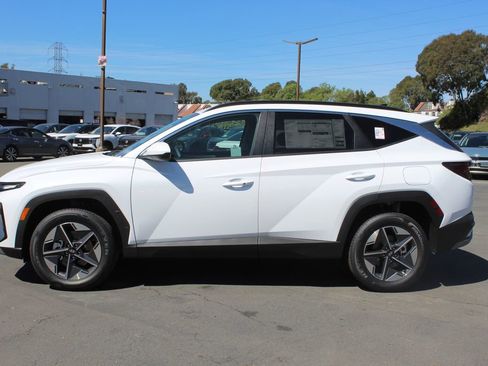 New 2026 Hyundai Tucson SEL image 2