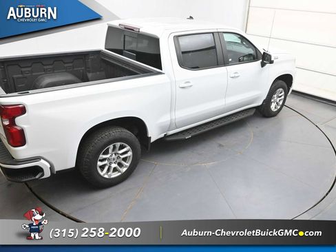 Used 2022 Chevrolet Silverado 1500 RST AWD/4WD image 32