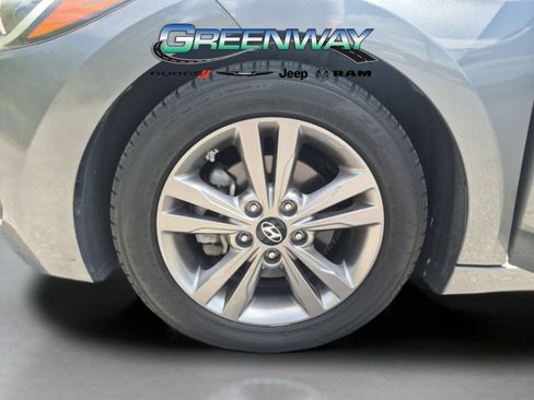 Used 2018 Hyundai Elantra SEL FWD image 30