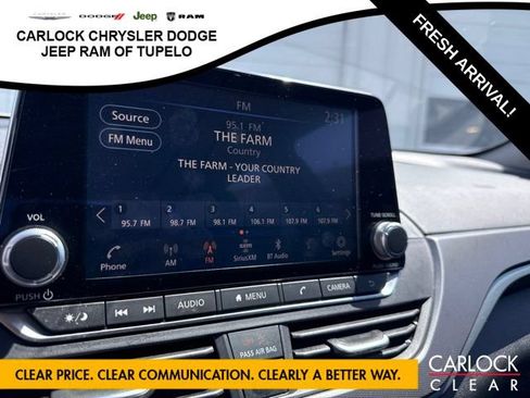Used 2024 Nissan Altima 2.5 SR FWD image 22